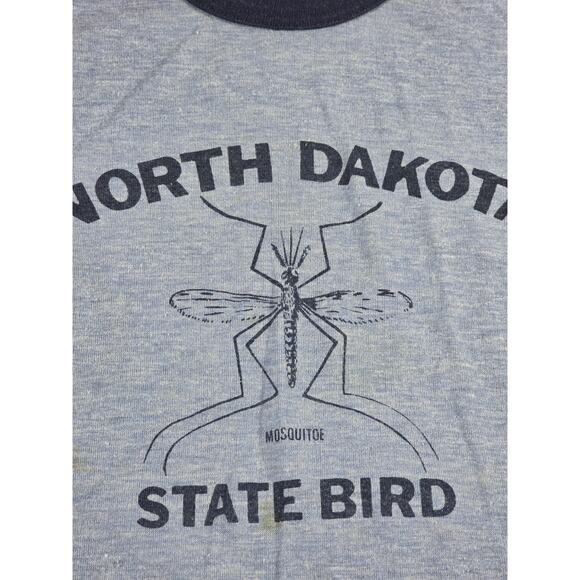 Vintage 70s 80s North Dakota State Bird Mosquito Blue Shirt Small - Picture 2 of 3